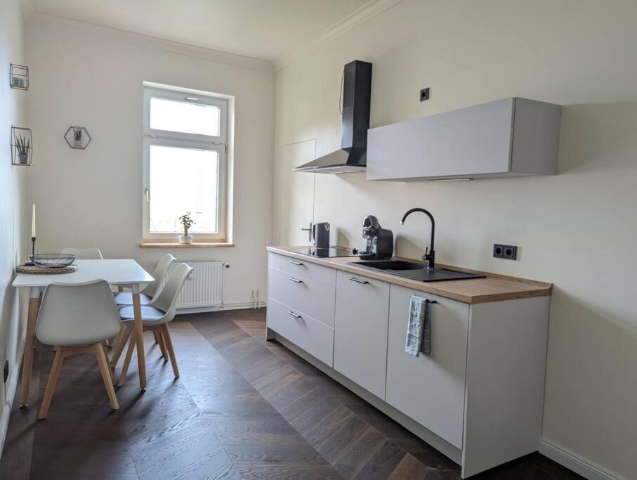 Vilipa-Apartments No.5 I Baumwollspinnerei I Kunstkraftwerk - 75M² I Balkon I Smart-Tv I Bad Mit Fussbodenheizung Leipzig Ngoại thất bức ảnh